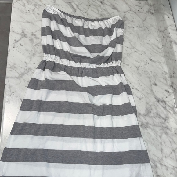 Old Navy swim coverup - Picture 3 of 3